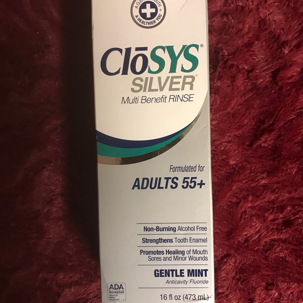 CLOSYS SILVER MULTI BENEFIT RINSE